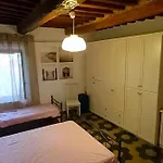 Lägenhet Charme & Relax In Centro Storico Gavorrano