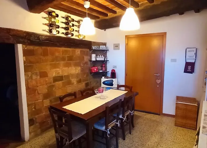 Charme & Relax In Centro Storico Gavorrano