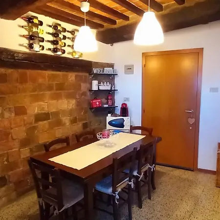 Charme & Relax In Centro Storico Gavorrano